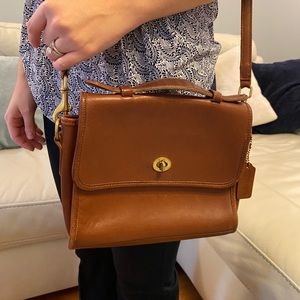 COPY - Vintage Coach Crossbody